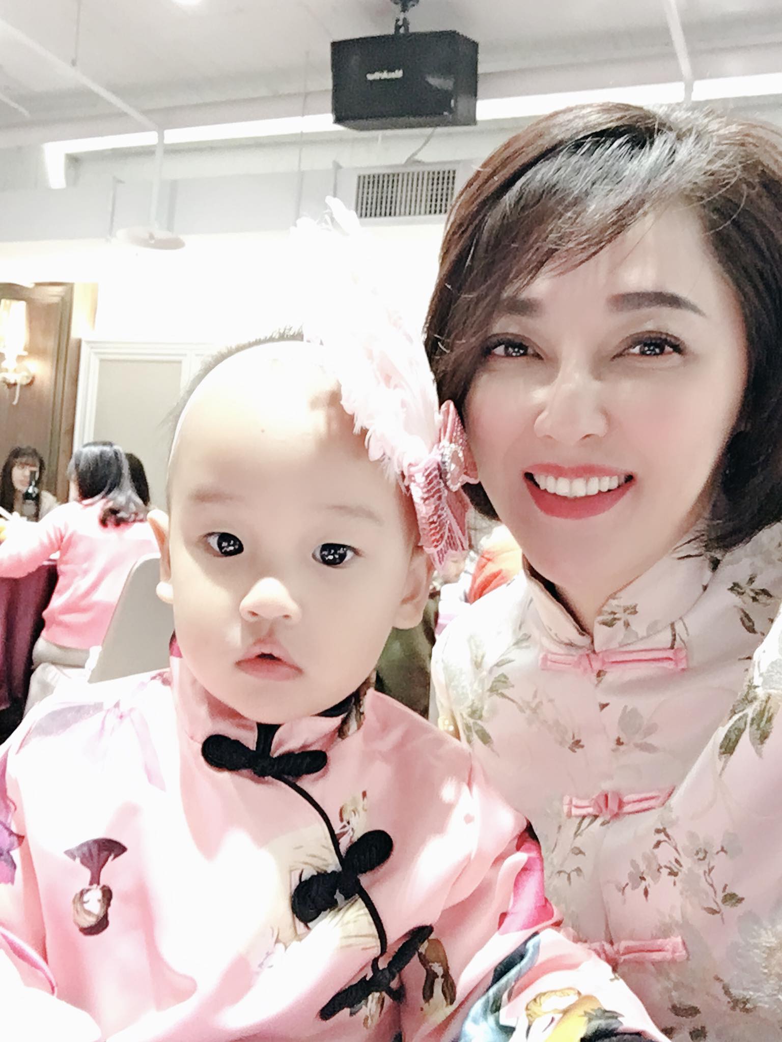曾是民視當家花旦！李沛綾嫁地主「掌管2千坪民宿」　「40歲才產女」挺孕肚考上碩士