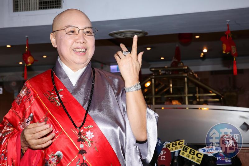 宣布還俗！恆述法師曝「復出尺度無下限」回演藝圈　誓當最狂尼姑「袈裟也不穿」：主持天王都找上門
