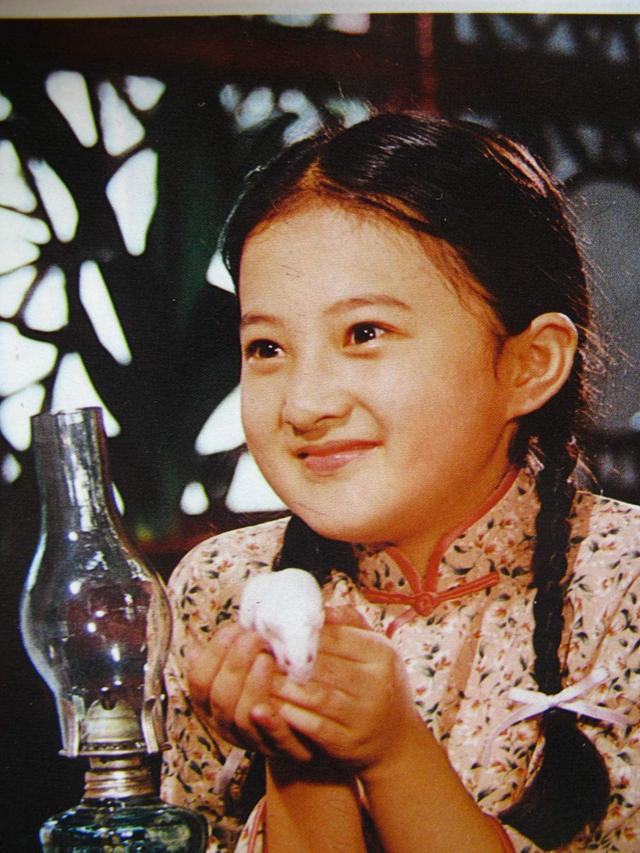 記得小婉君嗎？8歲就爆紅「瓊瑤專門為她寫劇」　17歲霸氣拒演「人生就此大轉彎」39歲凍齡現況曝光
