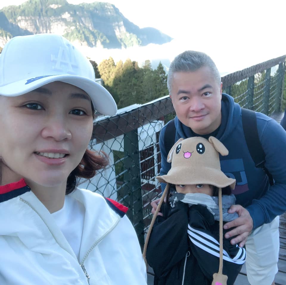豪門尪「趁郁方南下拍戲」深夜和女助理太親密！她坦言「夫妻曾聊過離婚」：贍養費他說要我給