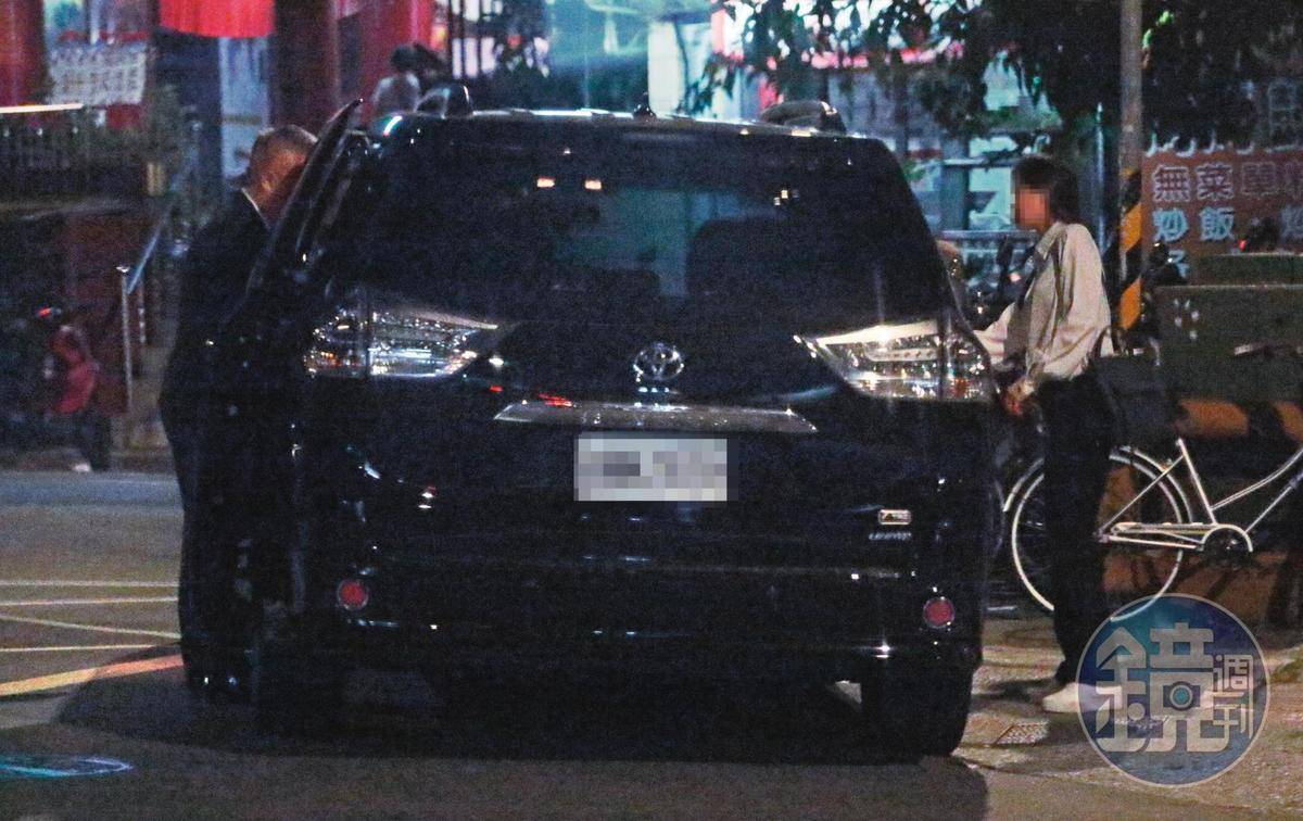 老婆不在就嗨了?郁方老公被拍「勾失婚女名媛」甜送回家 隔天續攤「又搭上女助理」郁方出面冷回應