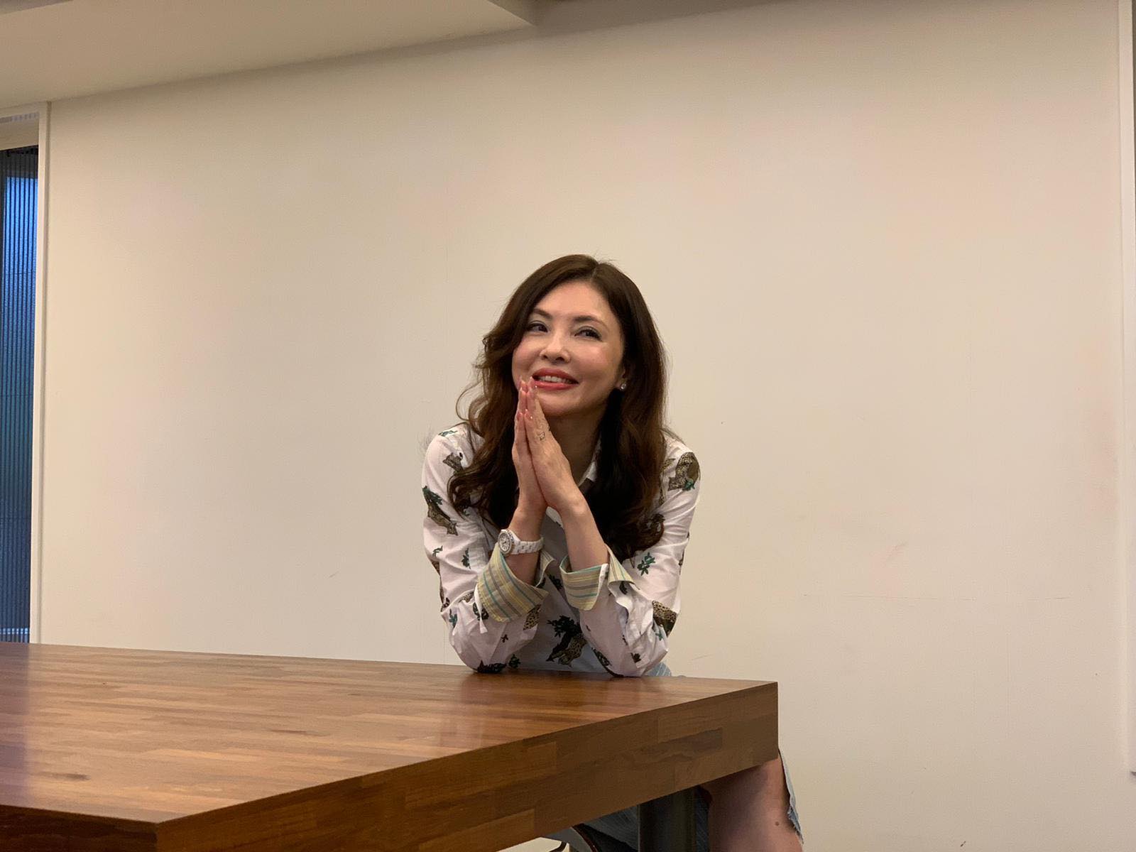 獨居7個月！何如芸難忘地震「衝兒房間找無人」當場淚崩　有感而發「好好經營感情存摺」人生是自己的