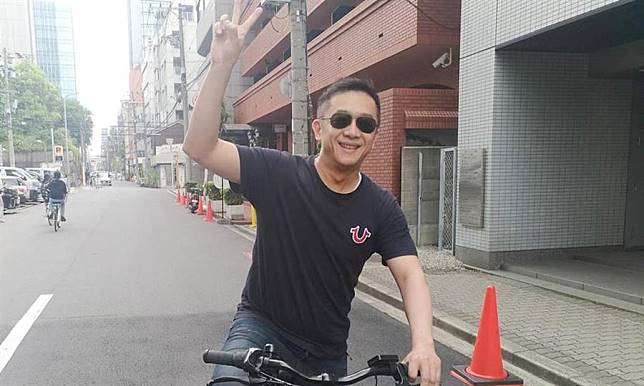 低調行善！陳昭榮20年前「救助沒錢葬孫阿嬤」一幫數十年　繼承父命「5年捐6000棺」：捐蹭財一定要花光