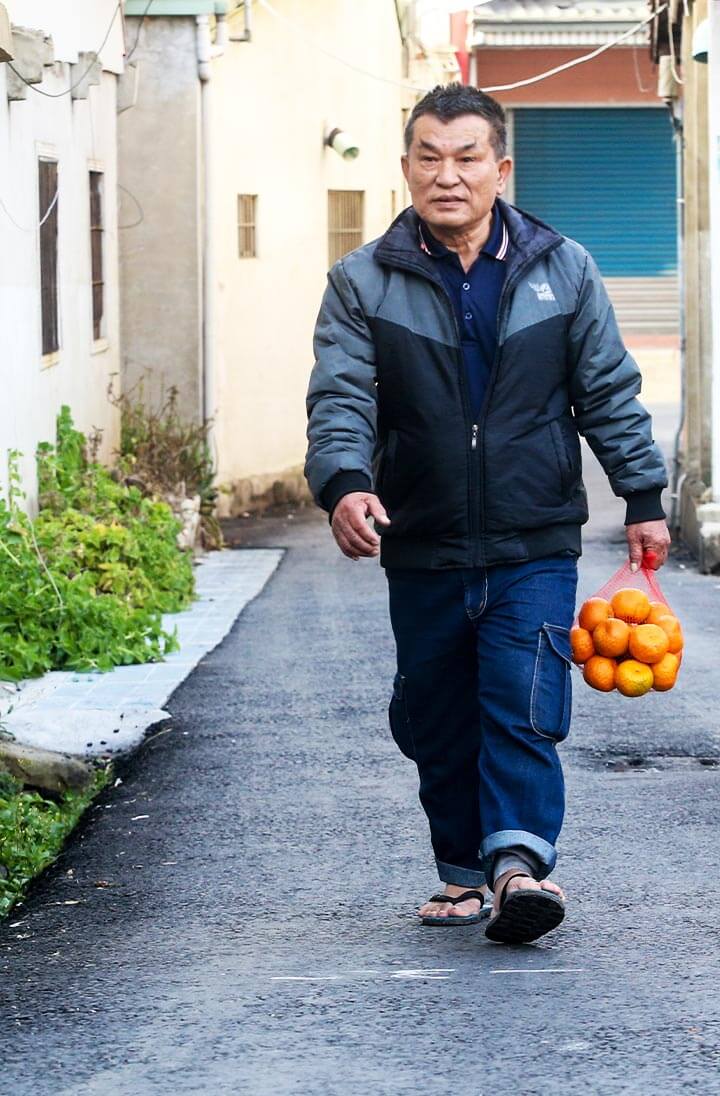 921地震為救人「褲子都來不及穿」！村長掏空退休金「放不下獨居老人」行善20年　近況曝光「靠愛在硬撐」