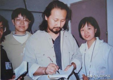 心中永遠的痛！歌手為女寫歌「她在6歲離開」再也不唱　每想起就哭「60歲走出傷痛」重獲新生