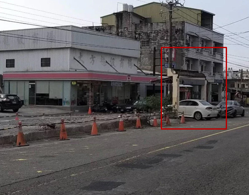 彰化釘子戶10年不搬！企業家捐650萬「才終於拆除」　當地人疑惑「怎麼門框還在」縣府：暫時動不了