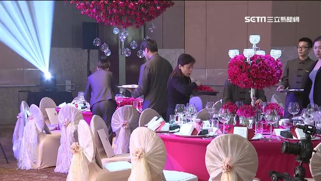去了婚禮沒座位！她被要求回家「禮金還是要給」　PO文訴苦「釣出新郎本人留言」網愣：見笑轉生氣
