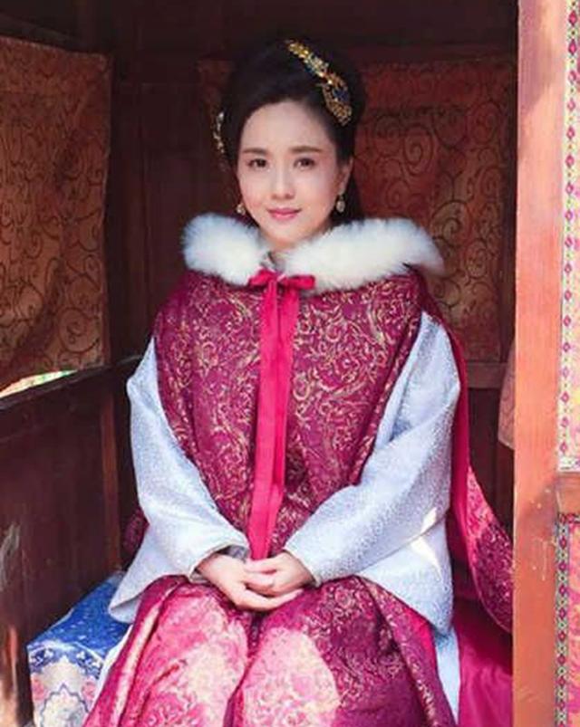 演活林黛玉！丈夫早年離去「守寡獨養女兒」發誓不結婚　老天爺「卻讓她再遇良人」被捧掌心疼