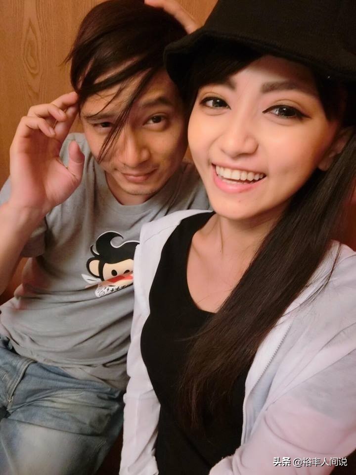 結婚11個月等到葬禮！「愛妻閉眼再沒醒」丈夫帶遺照環遊世界　「寫下1000多封情書」惹哭全網