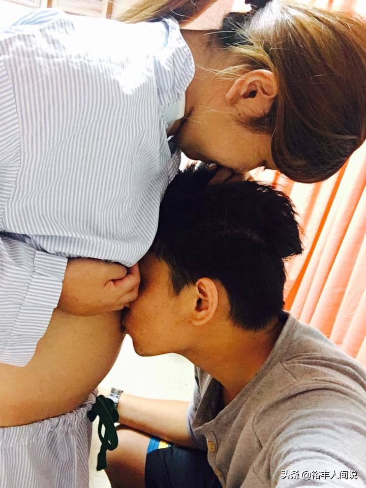 結婚11個月等到葬禮！「愛妻閉眼再沒醒」丈夫帶遺照環遊世界　「寫下1000多封情書」惹哭全網