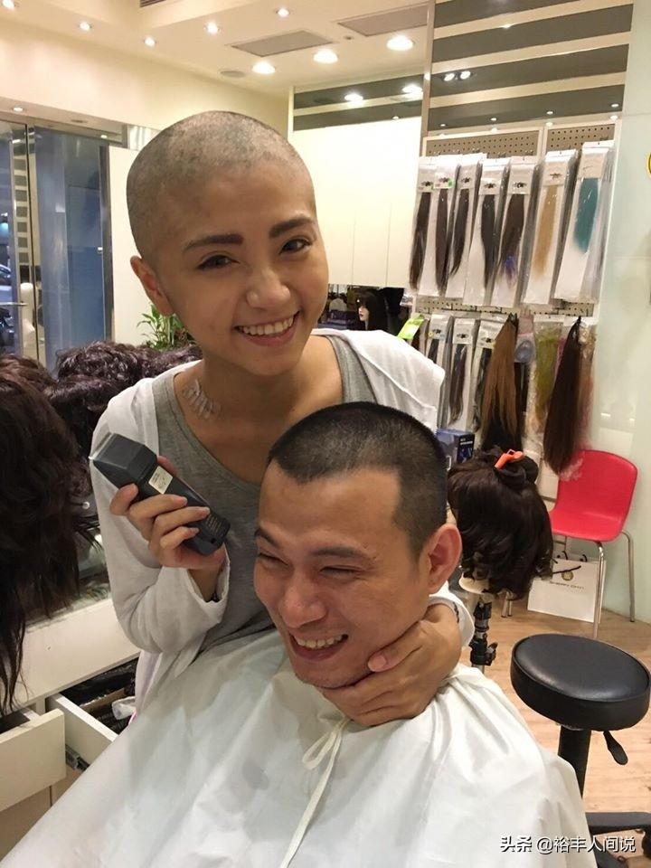 結婚11個月等到葬禮！「愛妻閉眼再沒醒」丈夫帶遺照環遊世界　「寫下1000多封情書」惹哭全網