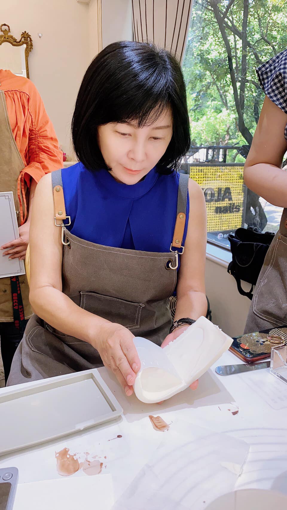時間用錢買不到！58歲名主持人「拒絕72萬月薪」專注退休生活　擁身家2億「精神更富有」：別被年紀限制