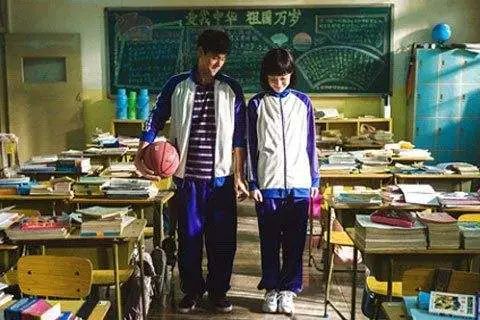 16歲女兒：「爸，我今晚要去男朋友家睡」　父親的做法「堪稱典範」令無數網友狂讚：明智又暖心