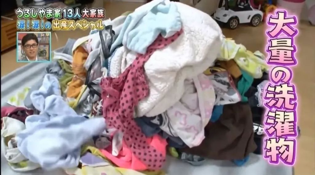 沒年薪百萬也要生！夫妻「結婚24年生12小孩」堅持親自帶大　每月吃30公斤米飯「用餐比辦桌還狂」
