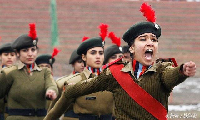 印度女兵為逃婚選擇從軍！本以為脫離苦海　卻不曾想「入伍體檢」就令人接受不了：男尊女卑太嚴重