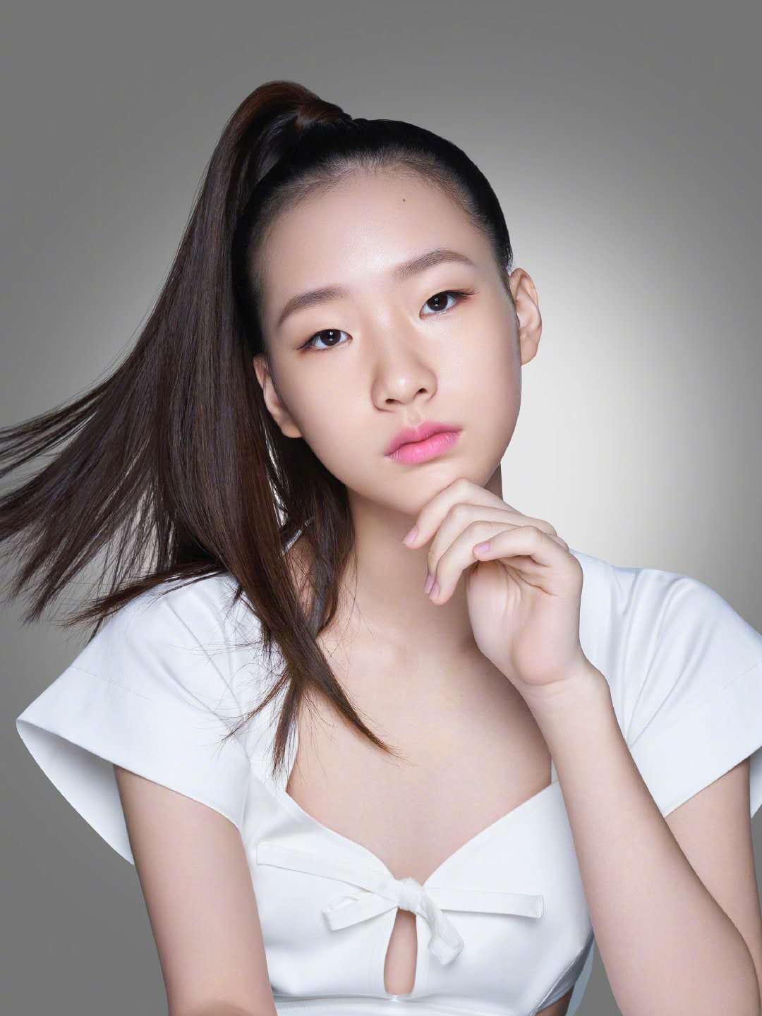 女大十八變！小S女兒再合體拍大片「同秀逆天長腿」表現力驚人　14歲許曦文「搶」走媽媽代言得真傳
