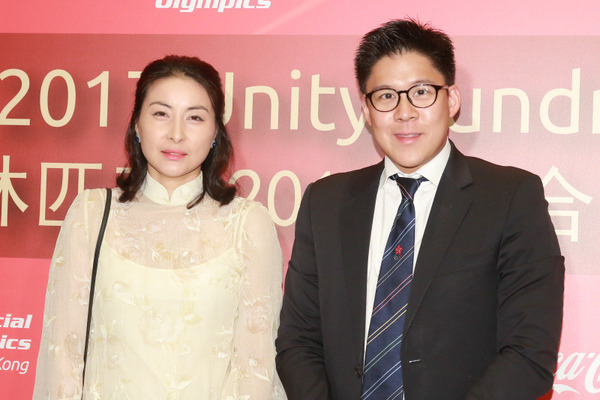 根本在演偶像劇！霍啟剛自爆追妻往事「曾開車5小時」只就為見其一面　「揭求婚細節」網超羨：好甜蜜❤️