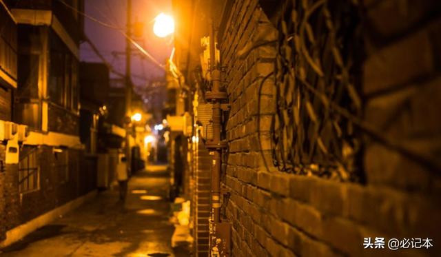 媽媽離開3年！他吃喜宴返鄉「景物依舊父母卻不在」　「最熟悉的家卻成客人」接兒電話淚流滿面