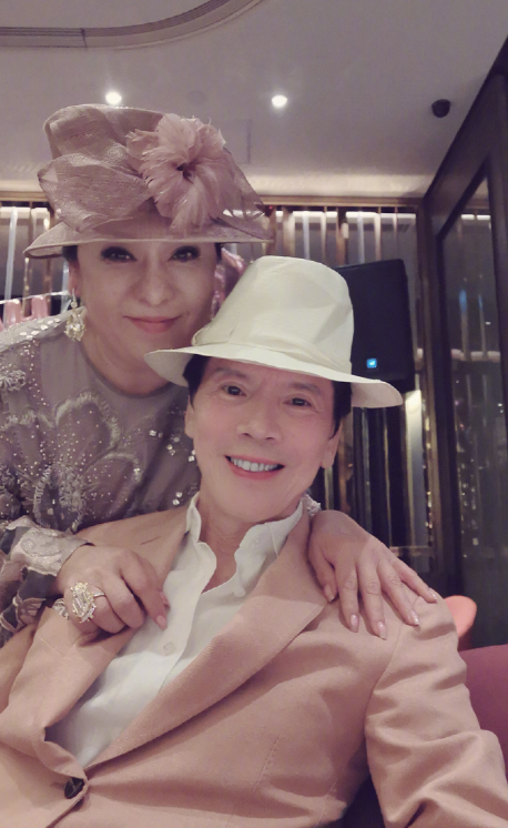 郭碧婷深夜挺大肚帶婆婆吃夜宵！重金包下「豪華酒店套房」　一看房費全網羨慕：好想住喔 