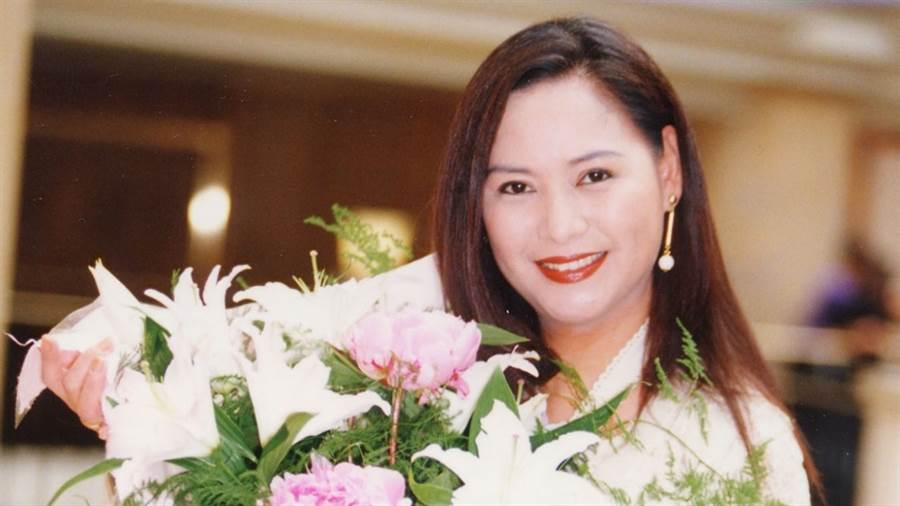 單親養子32年！李靜美認了懷孕「遭11年男友拋棄」　甜曬「兒子窩心暖舉」為她不相認生父