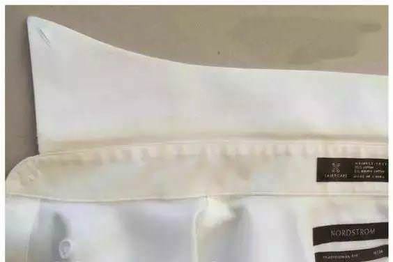 不管衣服染上什麼「污漬」教你一招「油污全都能清洗掉」太實用了　「泛黃」衣物也能清除黃斑