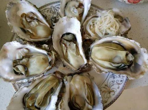 中秋連假「吃海鮮」有禁忌！海鮮嘌呤過高  患有「痛風 關節炎 三高」人群不宜多吃海鮮