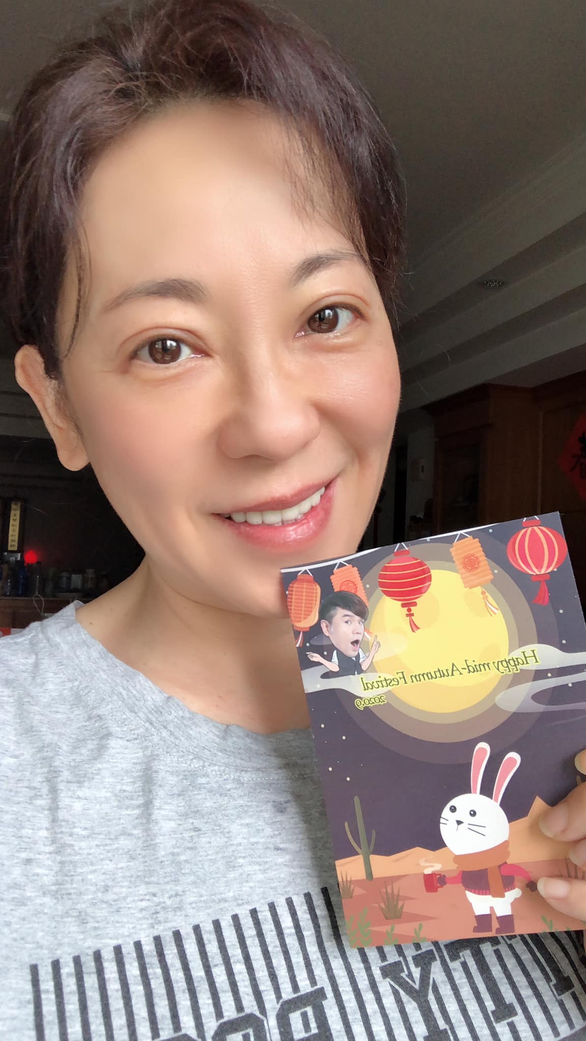 況明潔認「想靠醫美回春」！結果卻被醫生一口氣回絕　「53歲素顏照曝光」網友驚呼：已經很美了