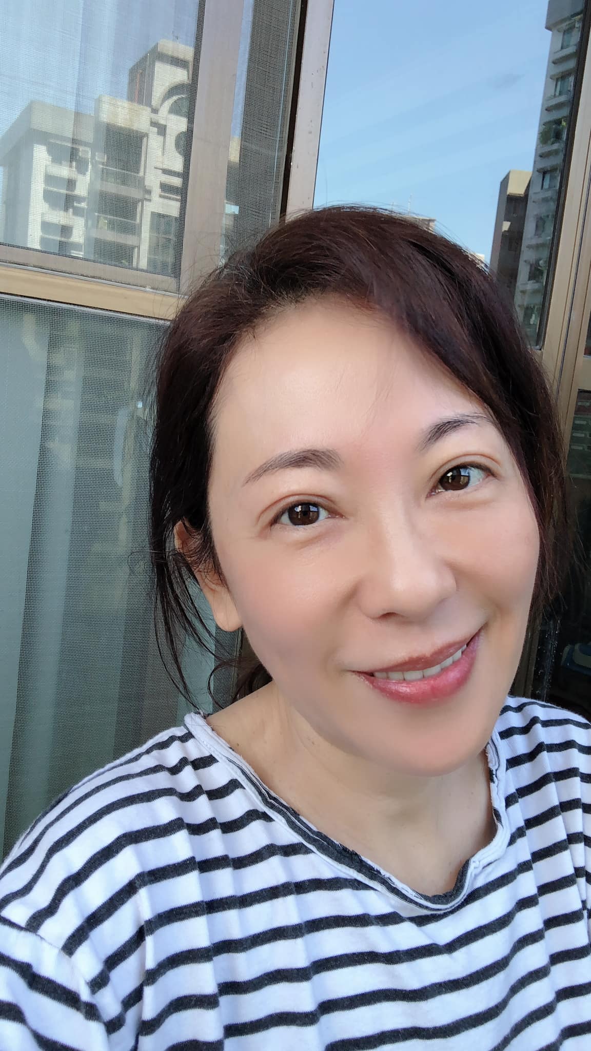 動念進廠維修！55歲女星「被醫美列拒絕戶」十分錯愕　「一曬素顏照」網秒懂：根本不需要