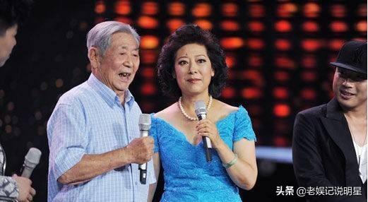 絕世孝女！母逝「公開替父徵婚」幫忙牽線　「待繼母如親生母」把兩老寵成寶