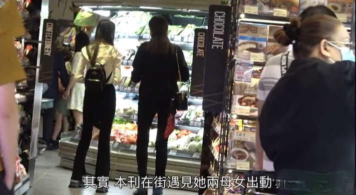 名模媽媽基因超強大！任達華15歲女兒「身高直逼180」　「精緻長相＋逆天長腿」備受時尚圈青睞
