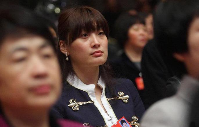 一切條件都接受！百億富婆「38歲0戀愛史」　父親公開徵婚「男四肢健全」一看到本人卻瞬間自卑