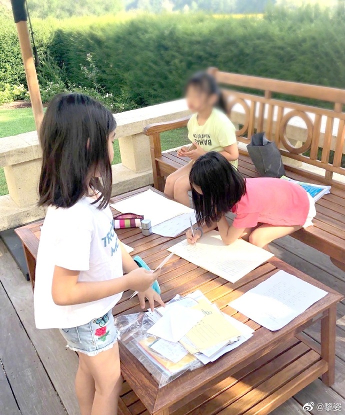 母憑子貴！黎姿當年嫁「大15歲身障富豪」生3女兒　「天價紅包輕鬆入袋」網驚呼：根本人生勝利組