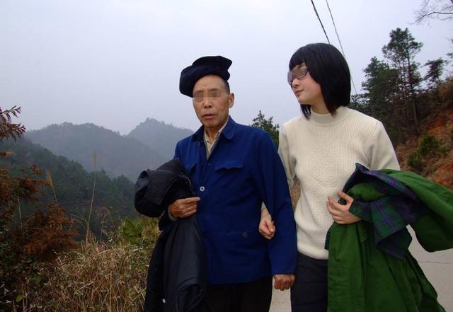 果然姜還是老的辣！兒媳連續生下「4孫女1孫子」讓公公取名　「看完名字」網友佩服：一個比一個有深意