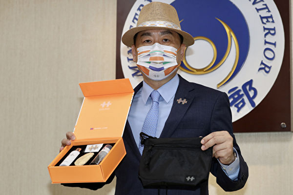 歷年最貴！109年「雙十國慶禮盒曝光」中衛口罩網瘋搶　只送不賣「全台僅10位幸運兒」