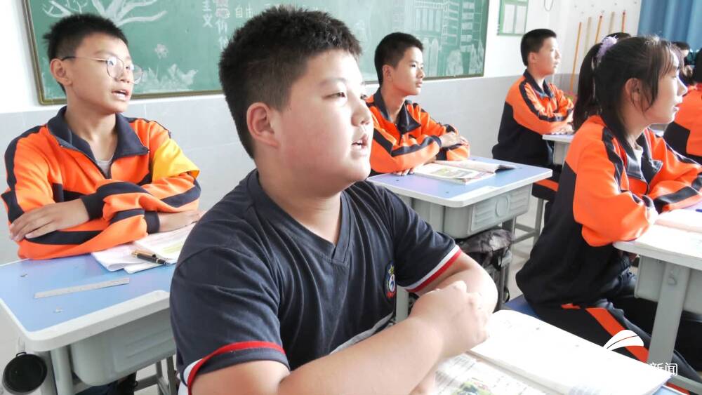 超機智！13歲國中生試飛無人機拍到「老人落水」驚險萬分　下一秒實施「教科書式救援」被讚爆