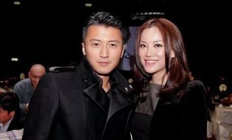分手後才知懷孕！她為女兒戒掉20年煙癮成「金牌經紀人」　如今48歲撐起娛樂圈半壁江山 