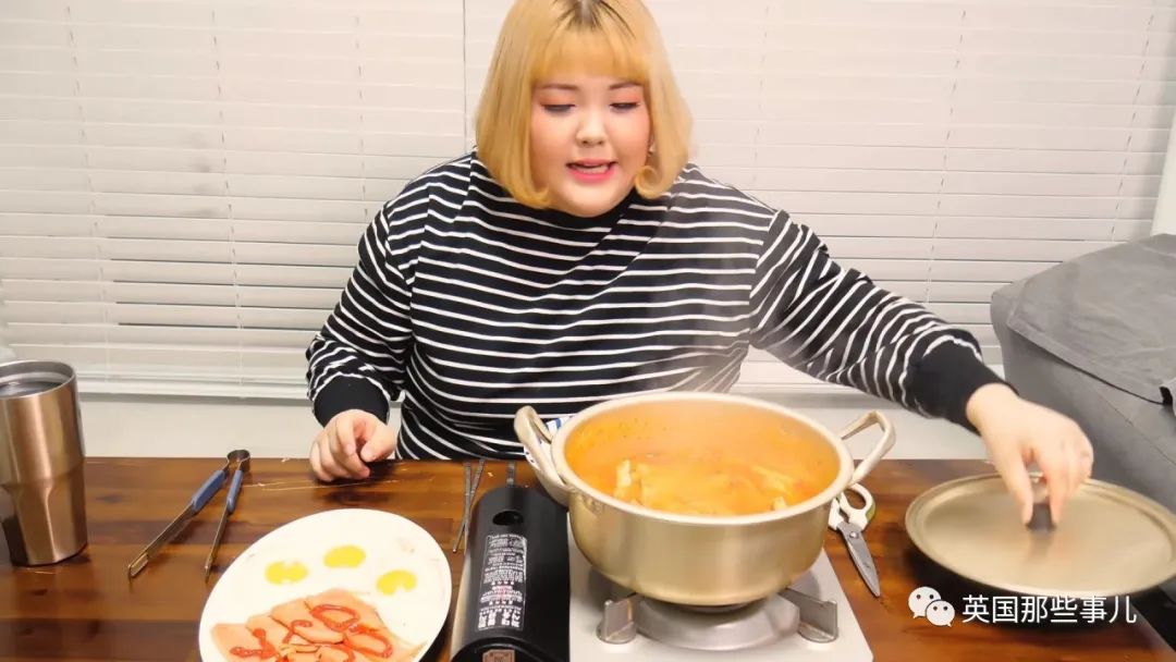 邊做吃播邊減肥！韓知名131KG吃播網紅「狂甩40KG」瘦身成正妹　曬勵志「變化過程」效果肉眼可見