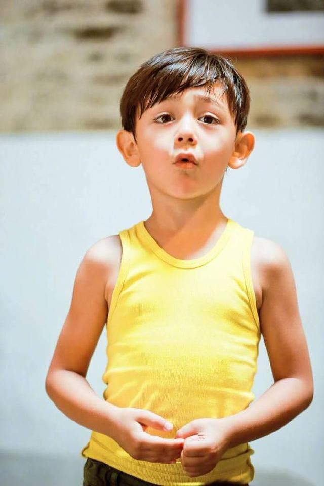 劉燁「混血兒女」近照罕曝光！一家四口現身劉愷威慶生會　「10歲諾一帥氣難掩」妹妹霓娜笑容很可愛