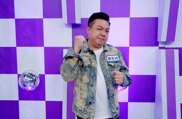 董至成簽字了！22年婚姻畫下句點「決定搬到台中」　罕吐心聲「變孤家寡人了」：再也待不下去