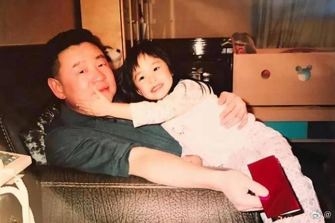 修復父女關係無果？香港富商劉鑾雄缺席「昔日最寵次女」奢華成人生日會　將其從家族基金會除名　
