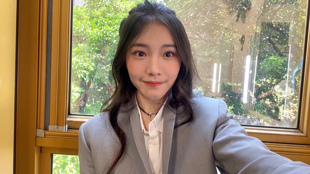 遺傳媽媽美人基因！李㼈18歲女兒「進演藝圈變女神」人氣超高　爸爸鬆口「準備有新身分」：真的很棒