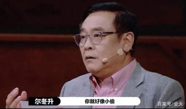 完全是我哥年輕時！名導爾冬陞曾懷疑周杰倫「是哥哥私生子」　暗地調查後發現其「生日大有玄機」