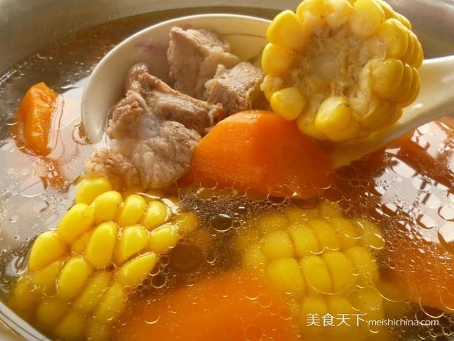 秋天乾燥！18個「養顏滋補湯」女人一周喝一次「皮膚水嫩不粗糙」