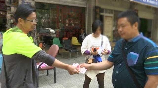 孩子偷家裡錢買東西！家長氣急找上來「要求退錢」　店主「霸氣回擊」惹網友點讚：給父母們上了一課