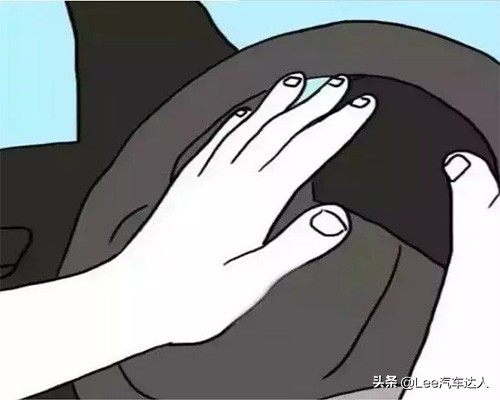 超準！7種「握方向盤的姿勢」暴露駕駛員的性格　看看你屬於哪一種？