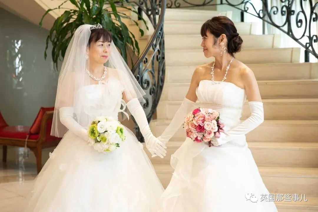 超越愛情的友誼！日本一對「非同性戀人」朋友宣誓結婚引發關注　兩人已「相識相知」共同生活12年