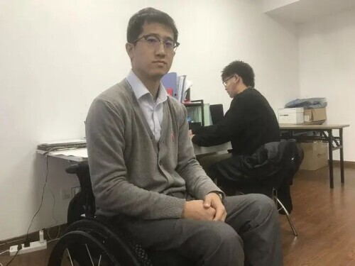 抖音播放量破億！殘障小夫妻婚禮上跳「絕美輪椅舞」默契滿分　百萬網友落淚見證：是愛情最美的模樣