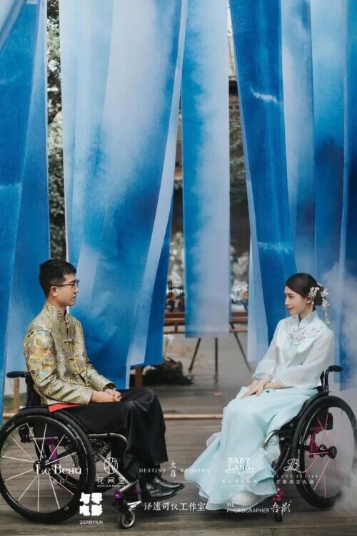 抖音播放量破億！殘障小夫妻婚禮上跳「絕美輪椅舞」默契滿分　百萬網友落淚見證：是愛情最美的模樣