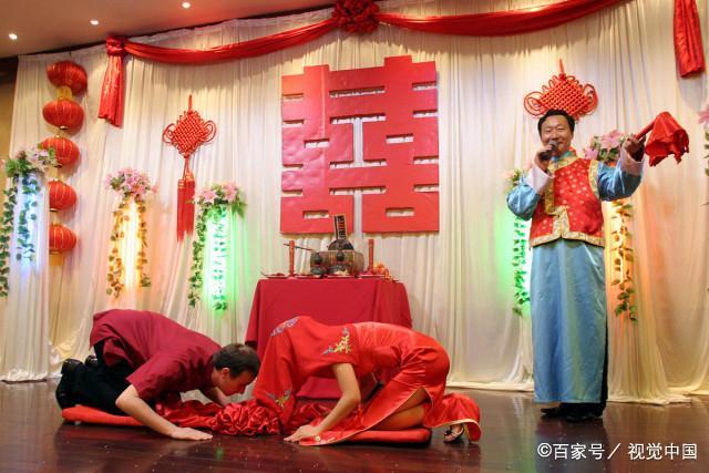 婚宴用兩種酒！新娘舅舅不滿男方「看人下菜」怒責：不把岳家放眼裡　下一秒「38萬婚禮」變悲劇