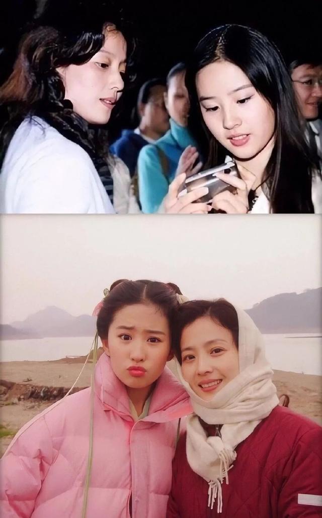 劉亦菲自嘲全家最醜？家族照曝光：媽媽優雅端莊「小姨艷麗」貌若范冰冰　外婆年輕時更是風華絕代 